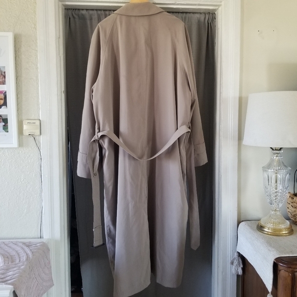 Rochester Big & Tall | Khaki Trench Coat - Picture 4 of 15